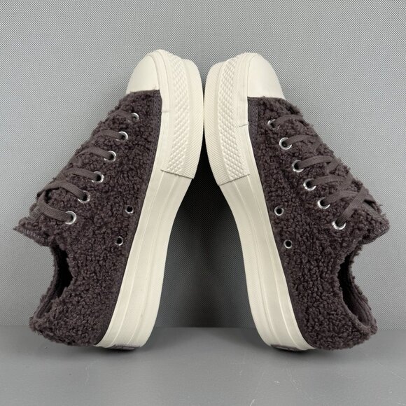 Converse Chuck Taylor All Star Platform Low Shoes Cozy Sherpa Violet Ore Women 7 - Picture 5 of 9